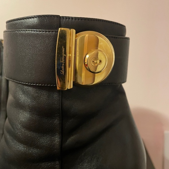 Booties - Picture 4 of 17